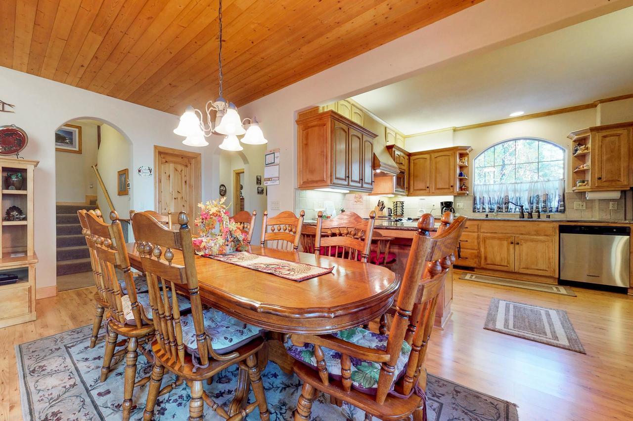 New England Cottage シェイバー・レイク エクステリア 写真