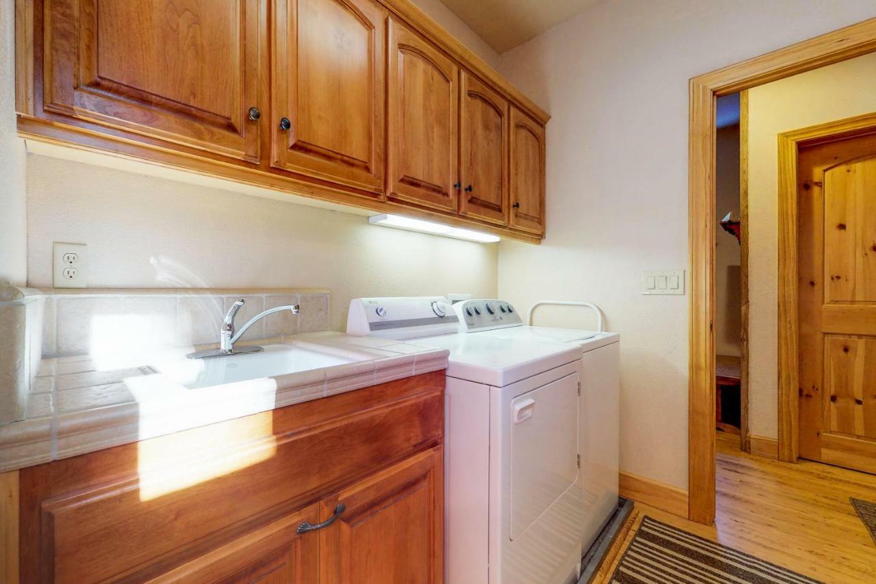 New England Cottage シェイバー・レイク エクステリア 写真